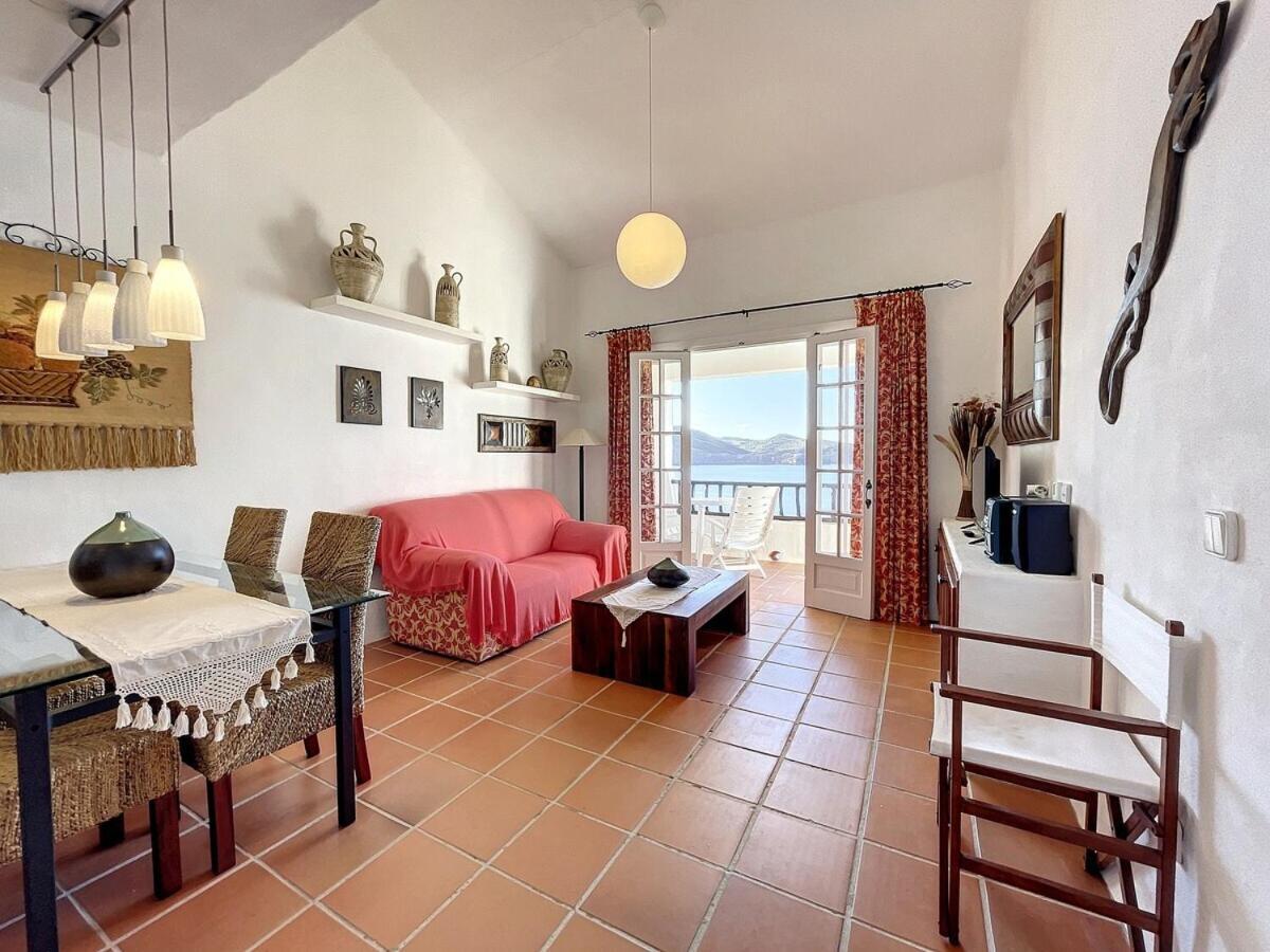 P98 - Bonito Apartamento Sobre El Mar Форнельс Екстер'єр фото